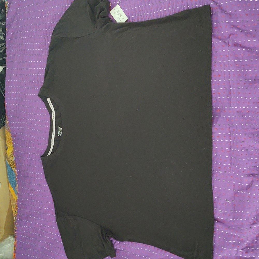Chic Black Crop Top for Women, Sz 22/24, Very Soft & Cozy